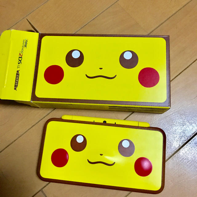 Nintendo/Newニンテンドー2DS LL ピカチュウエディションゲームソフト/ゲーム機本体