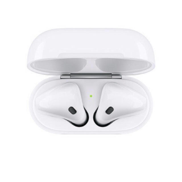 Apple(アップル)のairpods スマホ/家電/カメラのオーディオ機器(ヘッドフォン/イヤフォン)の商品写真