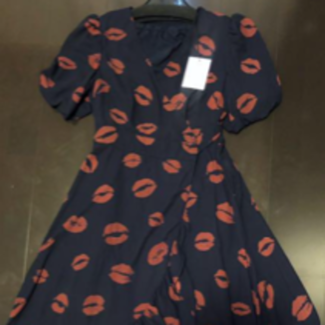 再再販 Her lip to Lip-print Wrap Dress 小嶋陽菜 ワンピ