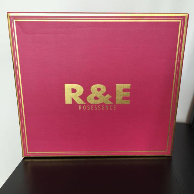 R&E(アールアンドイー)のＲ＆E サンダル 新品 レディースの靴/シューズ(サンダル)の商品写真