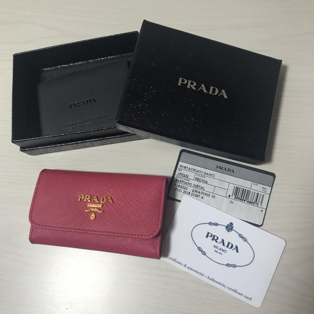 キーケースお値下げ中、PRADA キーケース 新品未使用品