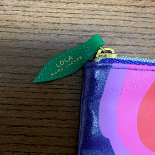 MARC BY MARC JACOBS(マークバイマークジェイコブス)のMARC JACOBS ポーチ レディースのファッション小物(ポーチ)の商品写真