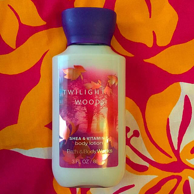 Bath & Body Works(バスアンドボディーワークス)のボディローション コスメ/美容のボディケア(ボディローション/ミルク)の商品写真