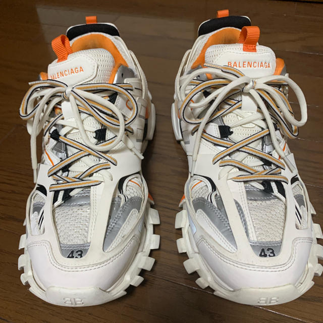 Balenciaga - balenciaga track 43の通販 