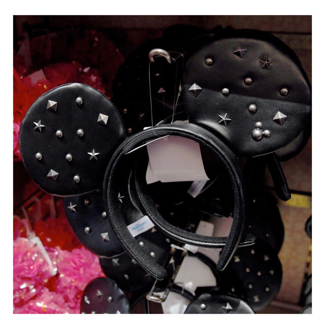 Disney(ディズニー)のミッキースタッズカチューシャ エンタメ/ホビーのおもちゃ/ぬいぐるみ(キャラクターグッズ)の商品写真