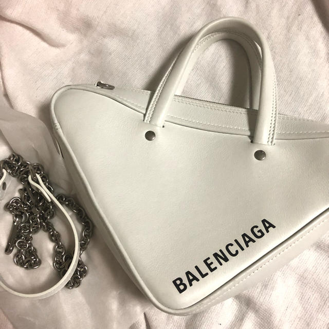 肌触りがいい Balenciaga - バレンシアガ トライアングル ショルダー