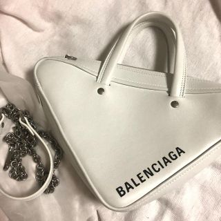 バレンシアガ(Balenciaga)のバレンシアガ トライアングル ショルダーバッグ(ショルダーバッグ)