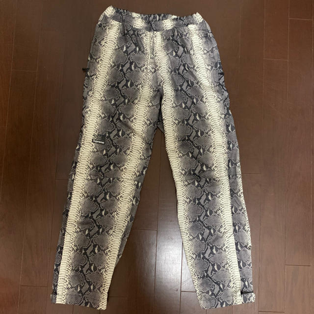 Supreme - シュプリーム ノースフェイス パンツ パイソン supreme の Supreme - シュプリーム ノースフェイス パンツ パイソン supreme の