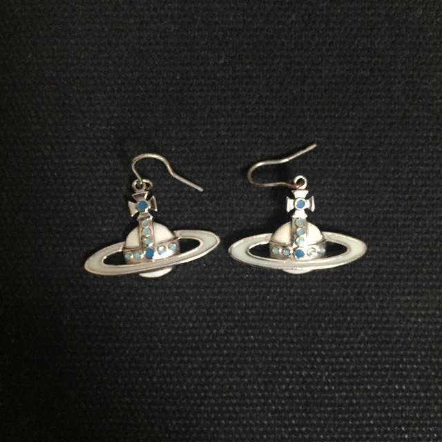 Vivienne Westwood(ヴィヴィアンウエストウッド)のヴィヴィアン ピアス☆ネックレス レディースのアクセサリー(ピアス)の商品写真