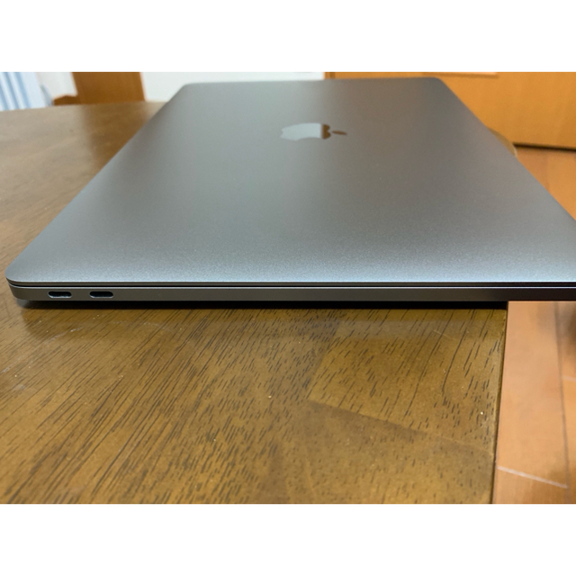 Apple(アップル)のMacBook Pro 2017  スマホ/家電/カメラのPC/タブレット(ノートPC)の商品写真