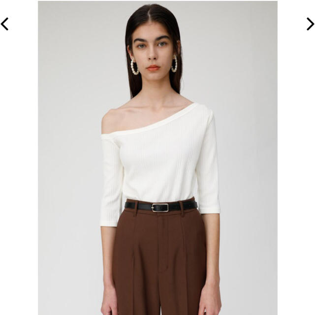 moussy(マウジー)のMOUSSY SLANTING ONE SHOULDER トップス レディースのトップス(カットソー(長袖/七分))の商品写真