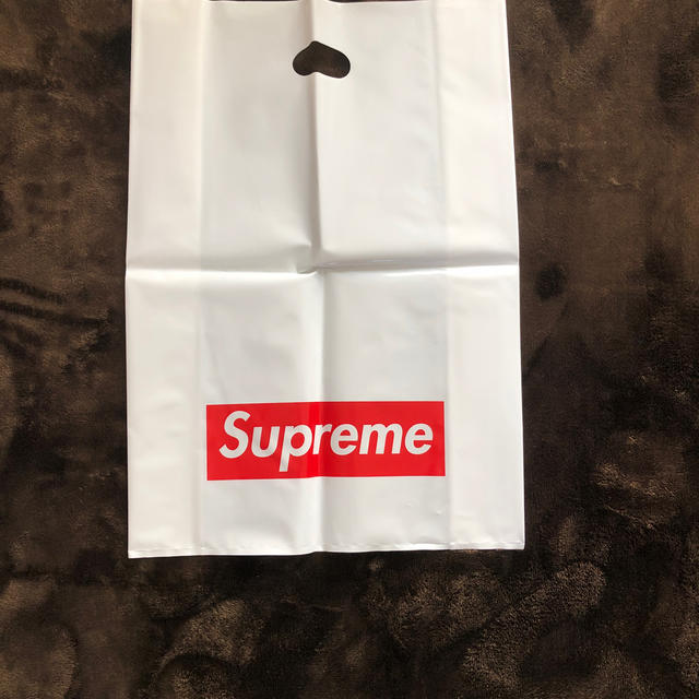 Supreme(シュプリーム)のSupreme ショッパー 中 5枚 レディースのバッグ(ショップ袋)の商品写真