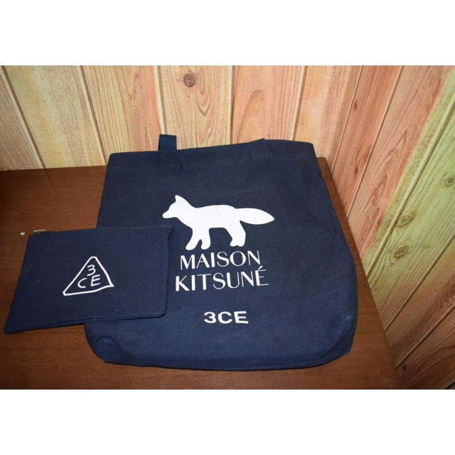 MAISON KITSUNE'(メゾンキツネ)のメゾンキツネ トートバッグ ポーチ メンズのバッグ(トートバッグ)の商品写真