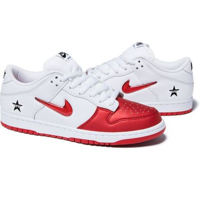 Supreme®/Nike® SB Dunk Low White