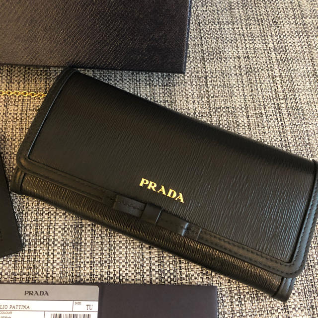 お値下げ!!☆プラダ リボンデザイン 財布 長財布 新品 黒
