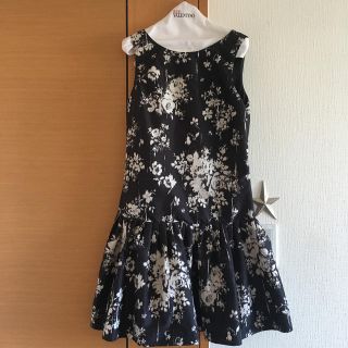 レッドヴァレンティノ(RED VALENTINO)のレッドヴァレンティノ  ワンピース  38サイズ(ミニワンピース)