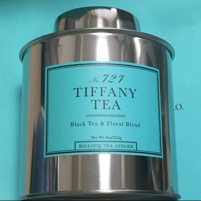 Tiffany & Co.(ティファニー)の新品   日本未入荷 ・ティファニー・紅茶・２５０gビック缶 食品/飲料/酒の飲料(茶)の商品写真