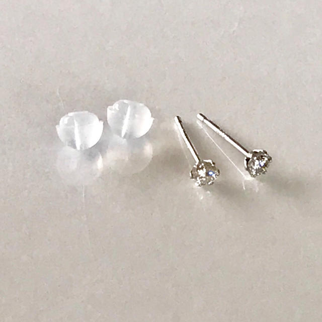 天然 ダイヤモンドピアス スタッド 0.14ct