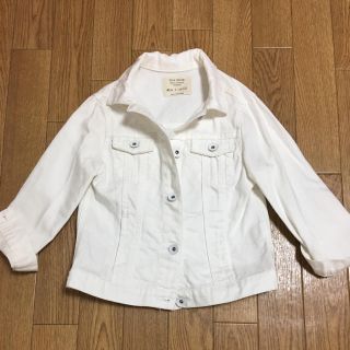 ザラ(ZARA)の【美品】zara girls ホワイトデニム Gジャン サイズ110(ジャケット/上着)