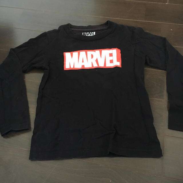 MARVEL(マーベル)のマーベル MARVEL ロングTシャツ キッズ/ベビー/マタニティのキッズ服男の子用(90cm~)(Tシャツ/カットソー)の商品写真