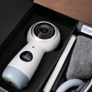 サムスン(SAMSUNG)のサムスン Samsung Gear 360 (ビデオカメラ)