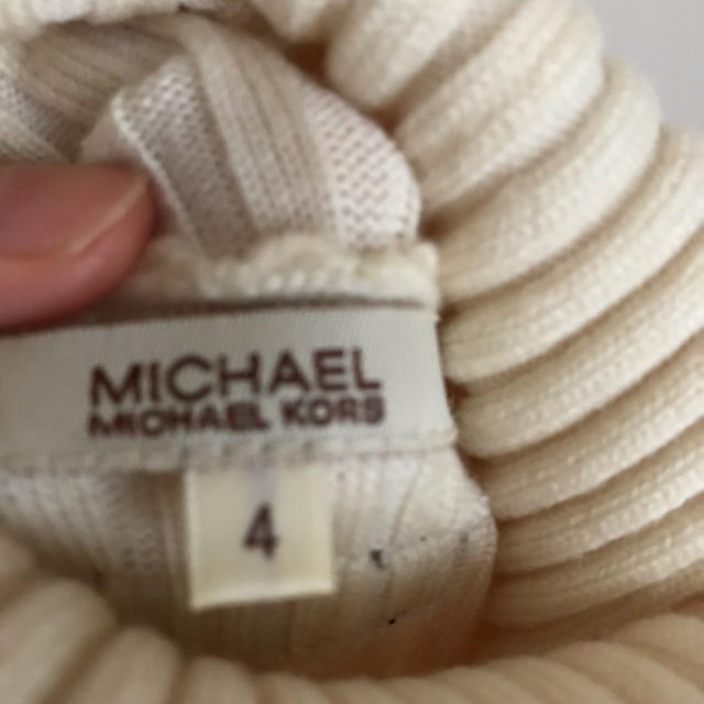 Michael Kors(マイケルコース)のマイケルコース タートルセーター アイボリー レディースのトップス(ニット/セーター)の商品写真