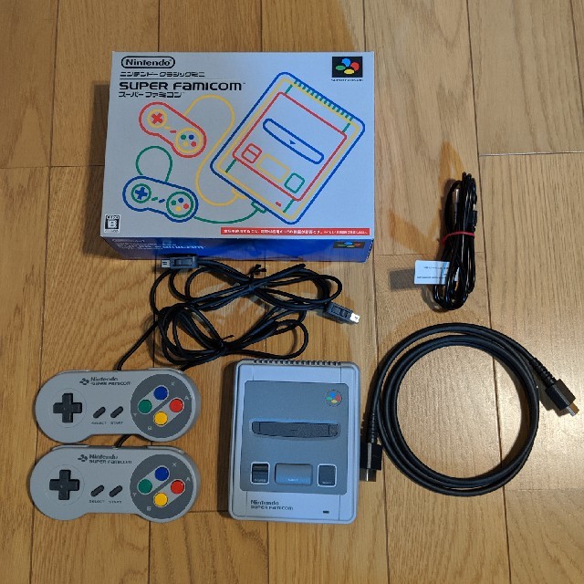 【美品】ニンテンドークラシックミニ スーパーファミコン