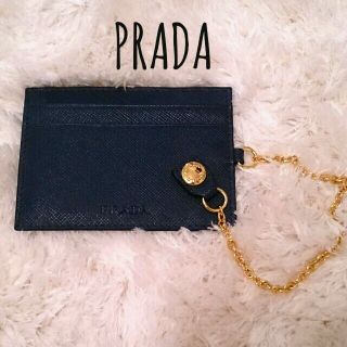 プラダ(PRADA)のPRADA ﾊﾟｽｹｰｽ ｶｰﾄﾞｹｰｽ(名刺入れ/定期入れ)