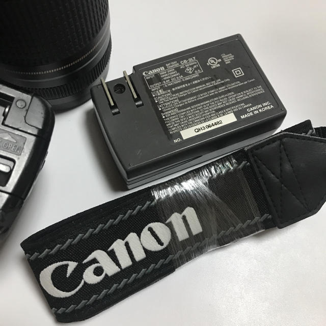 週末値下げ Canon EOS Kiss Digital X レンズ２本 セット 3