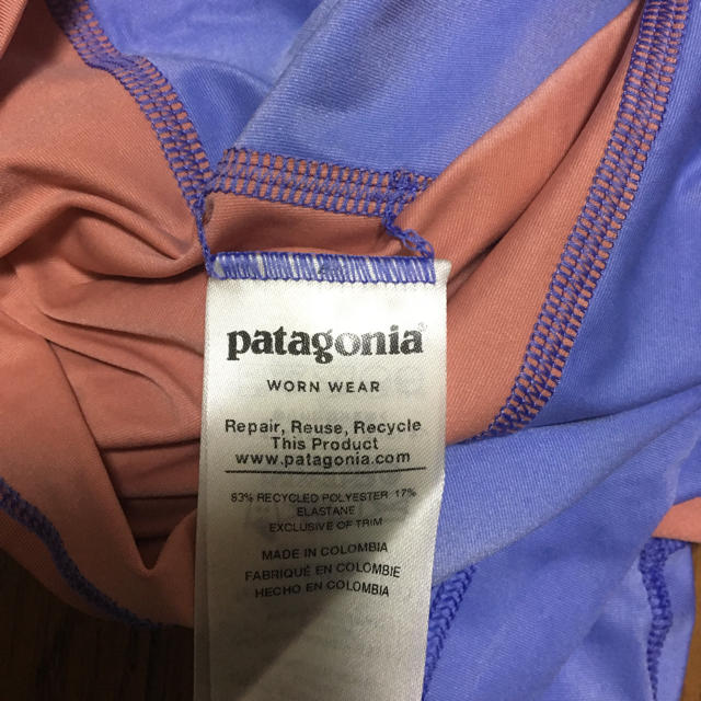 patagonia(パタゴニア)の2525様専用【新品未使用】パタゴニア ラッシュガード ウィメンズ S レディースの水着/浴衣(水着)の商品写真