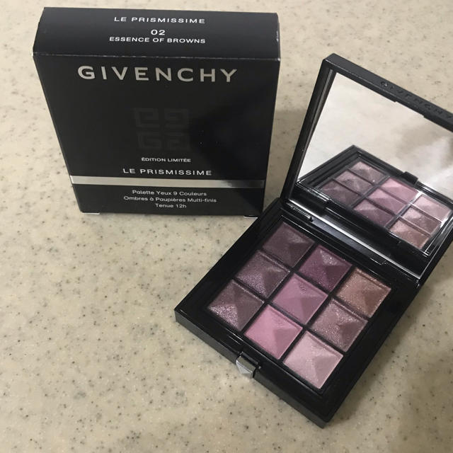 GIVENCHY プリズム・イシズ・アイズ  No.02エッセンスオブブラウン