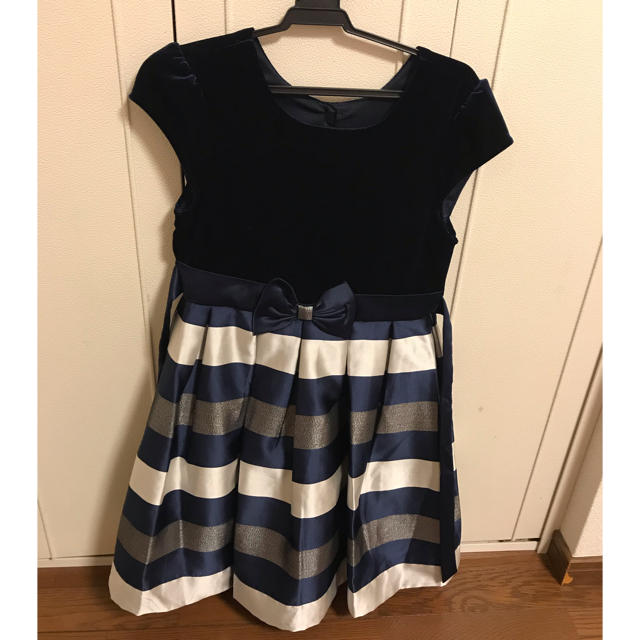 コストコ(コストコ)のコストコ ワンピース 130サイズ キッズ/ベビー/マタニティのキッズ服女の子用(90cm~)(ワンピース)の商品写真