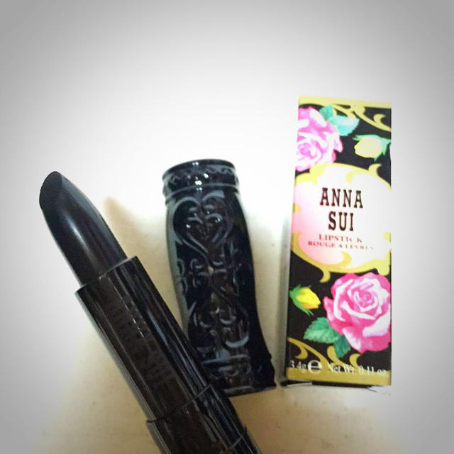 ANNA SUI(アナスイ)の【新品】アナスイ リップ 口紅♡黒 コスメ/美容のベースメイク/化粧品(口紅)の商品写真