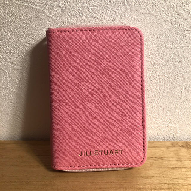 JILLSTUART(ジルスチュアート)のJILLSTUART with付録 マルチカードケース エンタメ/ホビーの雑誌(ファッション)の商品写真