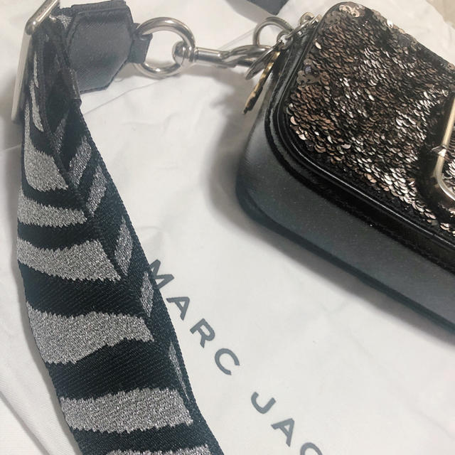 MARC BY MARC JACOBS(マークバイマークジェイコブス)のMARC ショルダーバッグ レディースのバッグ(ショルダーバッグ)の商品写真