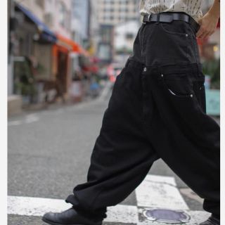 コムデギャルソン(COMME des GARCONS)の乱痴気取り扱い ドッキングデニム ブラック ジーンズ 再構築(デニム/ジーンズ)