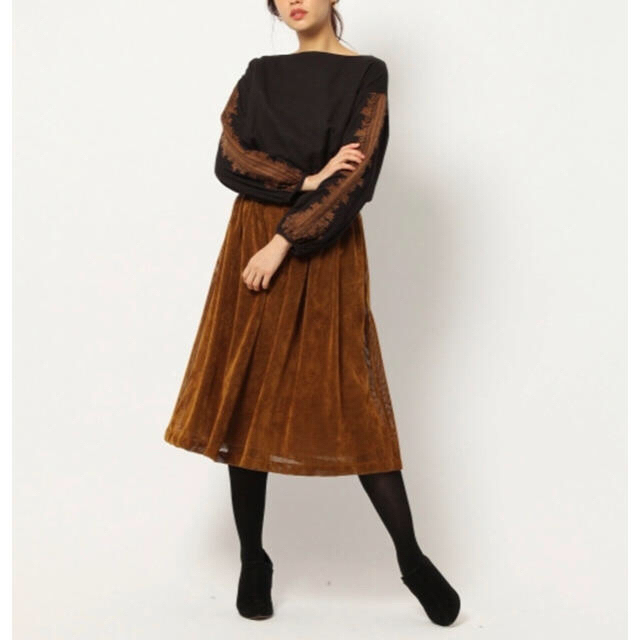 MICA&DEAL(マイカアンドディール)のMICA & DEAL パンチング メッシュ スカート レディースのスカート(ひざ丈スカート)の商品写真