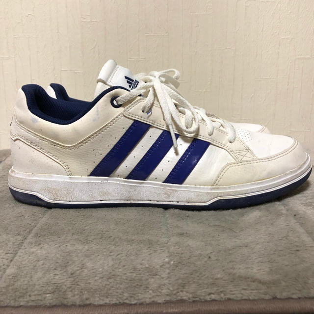 adidas(アディダス)のNo.128 adidas スニーカー  ホワイト ネイビー 27cm メンズの靴/シューズ(スニーカー)の商品写真