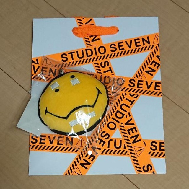 【即購入可】STUDIOSEVEN キーホルダー&ショッパー