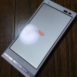 キョウセラ(京セラ)のkyv31 au ホワイト(スマートフォン本体)