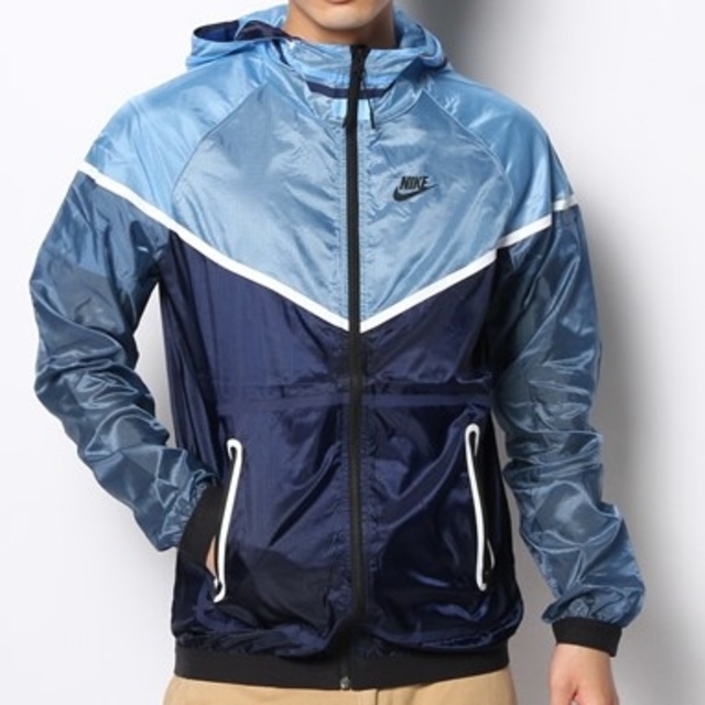 【新品同様】【レア】Nike TECH Windrunner L