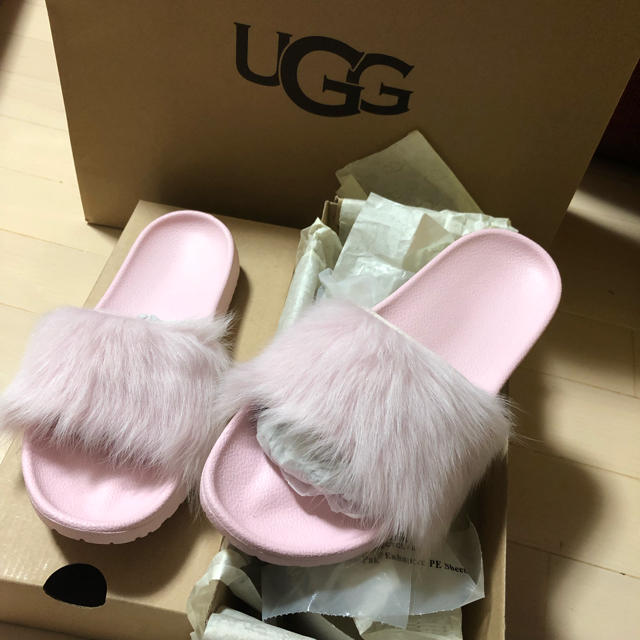 UGG(アグ)の新品、未使用 UGG サンダル レディースの靴/シューズ(サンダル)の商品写真