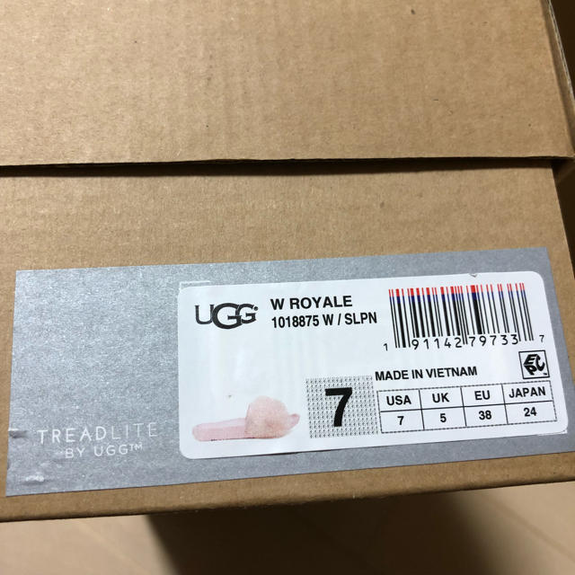 レディース新品、未使用 UGG サンダル