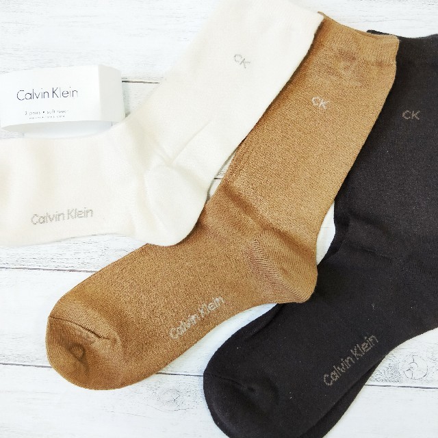 Calvin Klein(カルバンクライン)の欧米限定品☆定価＄20ドル カルバンクライン 靴下 ソックス 3足組 CK 3P レディースのレッグウェア(ソックス)の商品写真