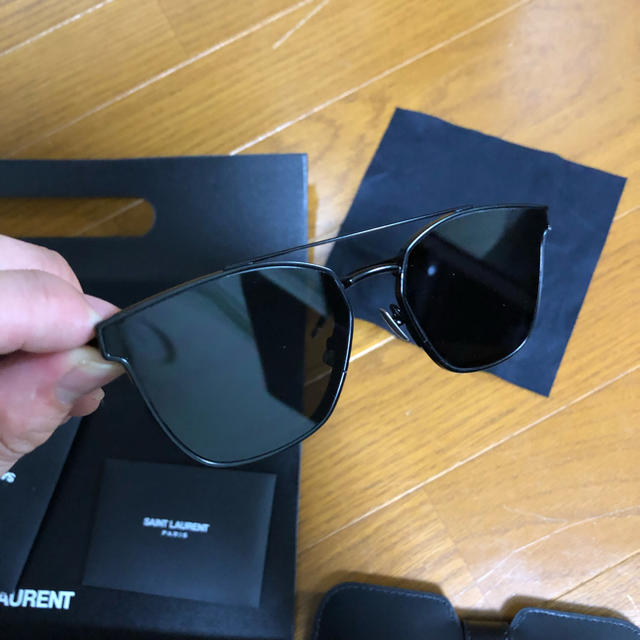 Saint Laurent(サンローラン)のタイセイ君専用 Saint Laurent サングラス  メンズのファッション小物(サングラス/メガネ)の商品写真