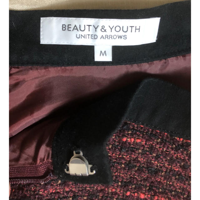 BEAUTY&YOUTH UNITED ARROWS(ビューティアンドユースユナイテッドアローズ)の"BEAUTY&YOUTH" UNITED ARROWS レディースのスカート(ミニスカート)の商品写真