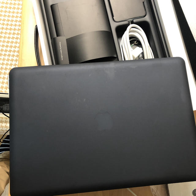 Mac (Apple)(マック)のMacBookPro 15  256SSD・1TB・16GB 極美品 スマホ/家電/カメラのPC/タブレット(ノートPC)の商品写真