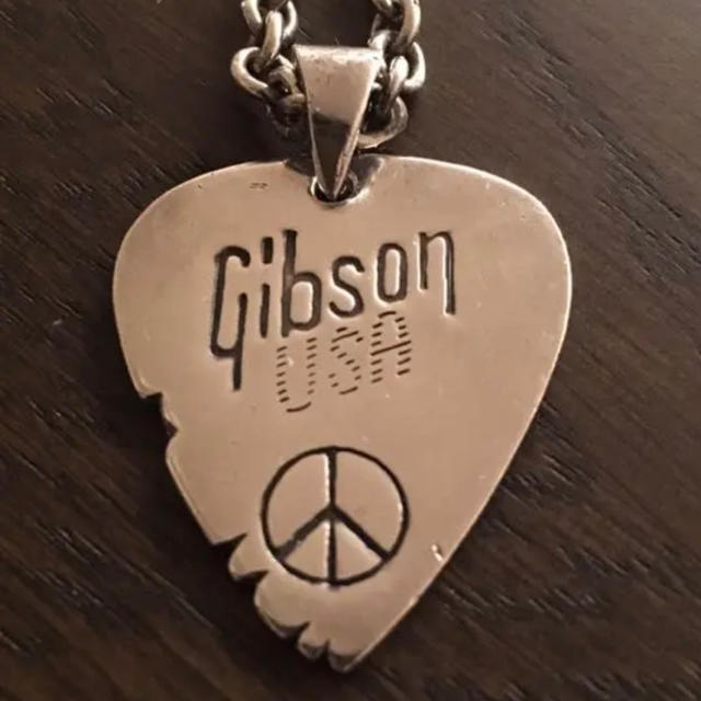 Gibson(ギブソン)の【レア】ギブソン ペンダント ピックデザイン シルバー925 メンズのアクセサリー(ネックレス)の商品写真