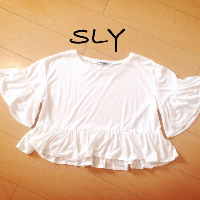 SLY(スライ)のSLY♡ショート丈♡トップス♡ホワイト レディースのトップス(カットソー(長袖/七分))の商品写真