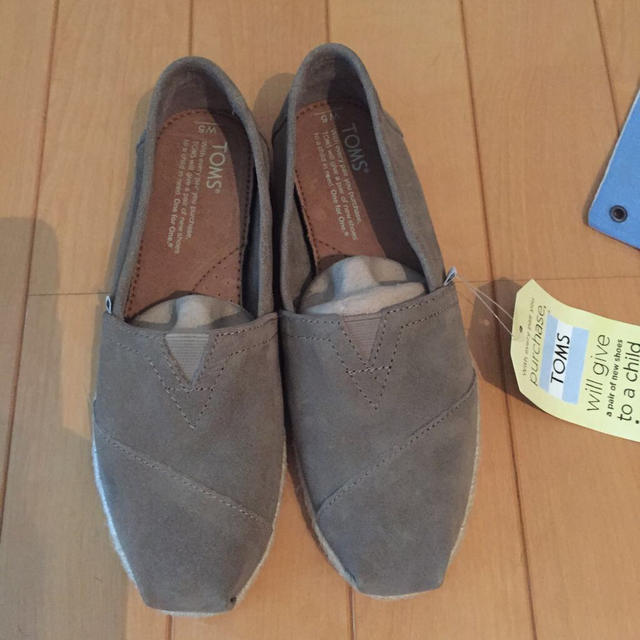 TOMS(トムズ)のかおりん様 TOMS スリッポン レディースの靴/シューズ(スリッポン/モカシン)の商品写真